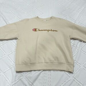 NEVER WORN champion crew neck!